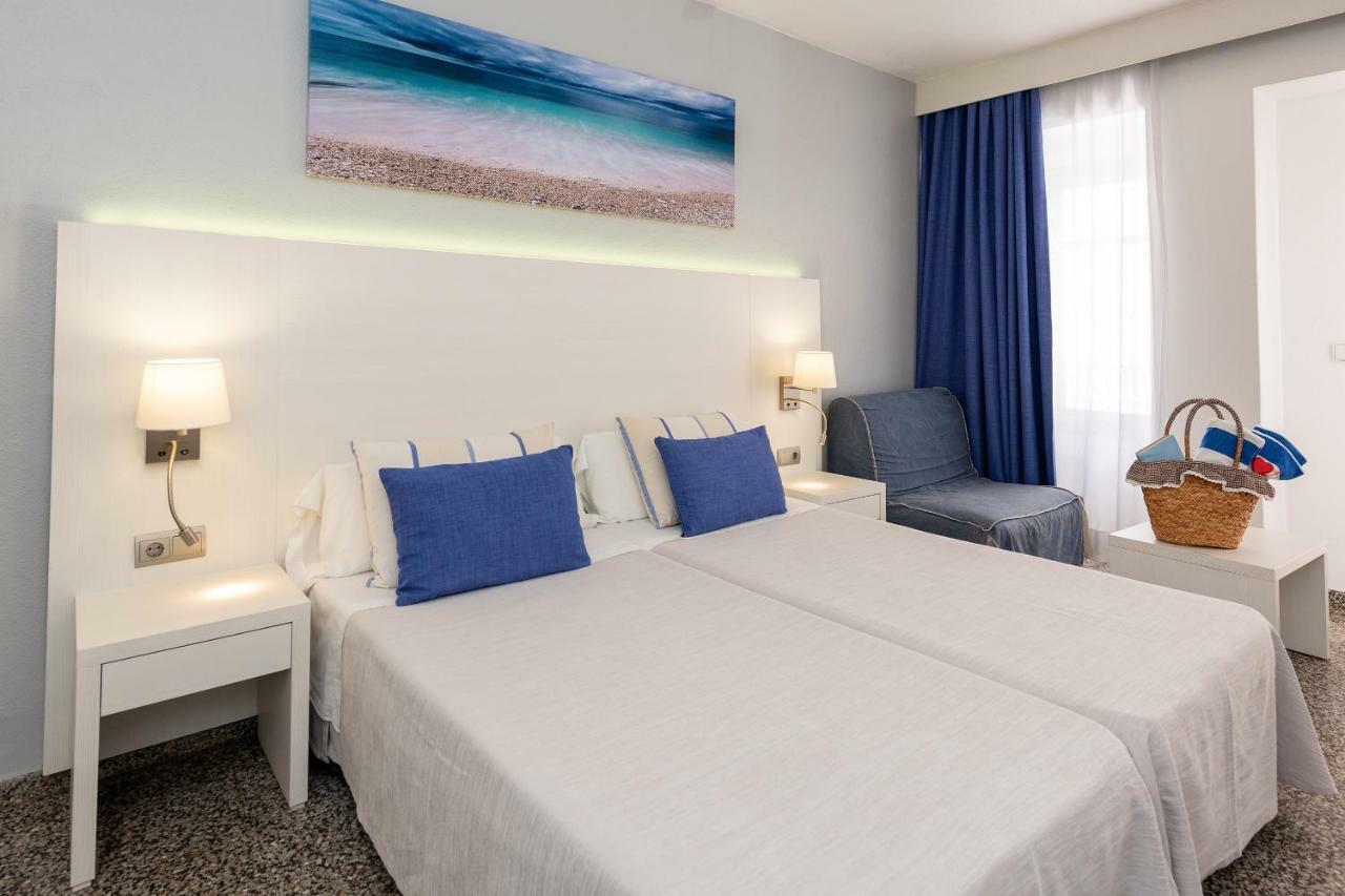 Hostal Pitiusa Ibiza Town Exterior photo